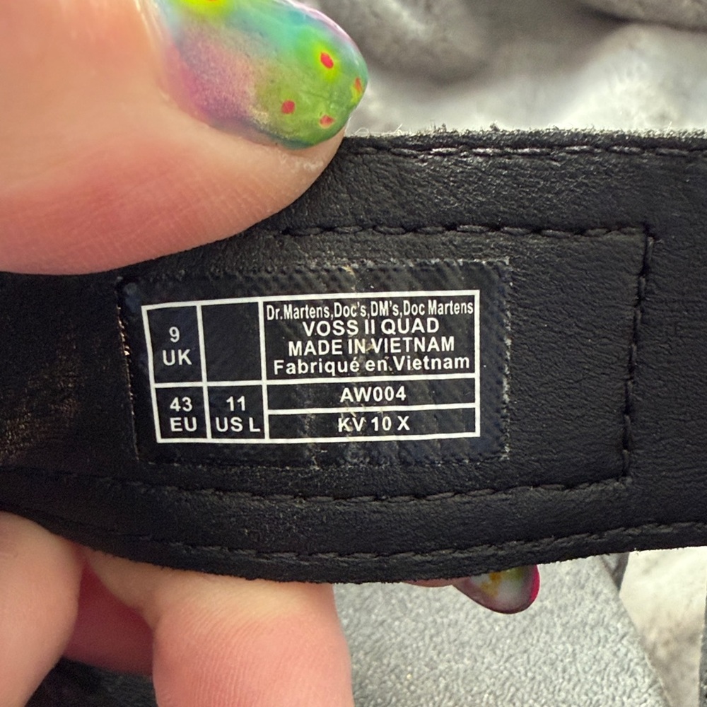 Dr. Martens woman’s platform Black Sandals with Yellow Stitching - Picture 9 of 9